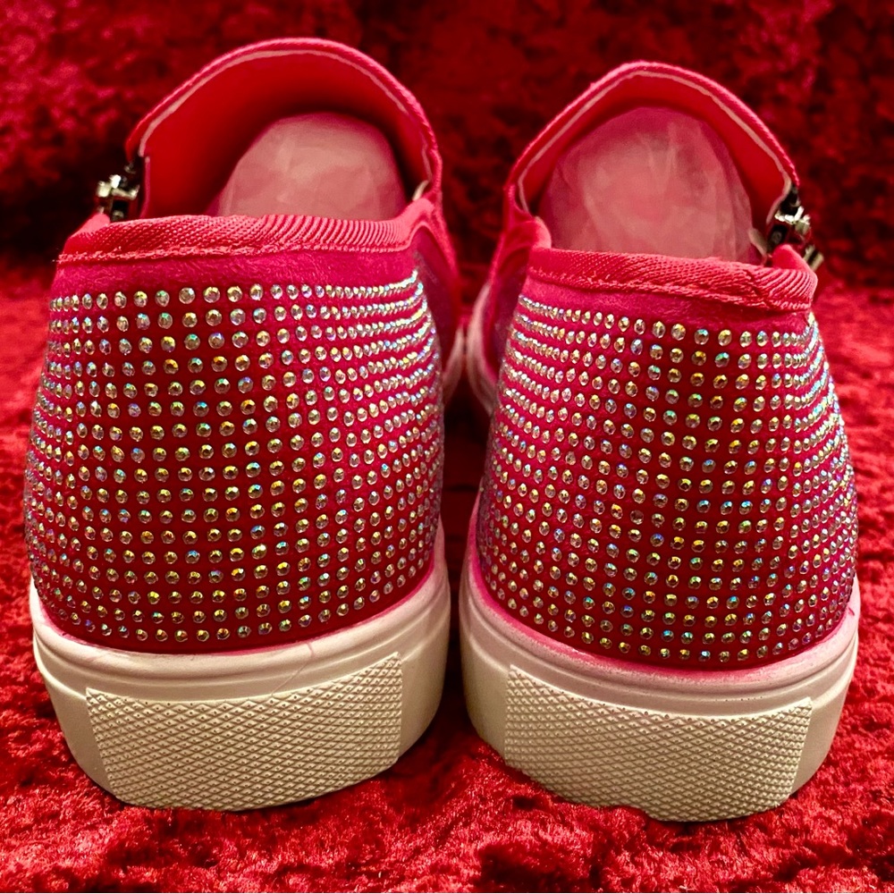 BNWOT Pink Iridescent Crystal Canvas Slip On Sneakers Size 10.5 (42) - Picture 3 of 6